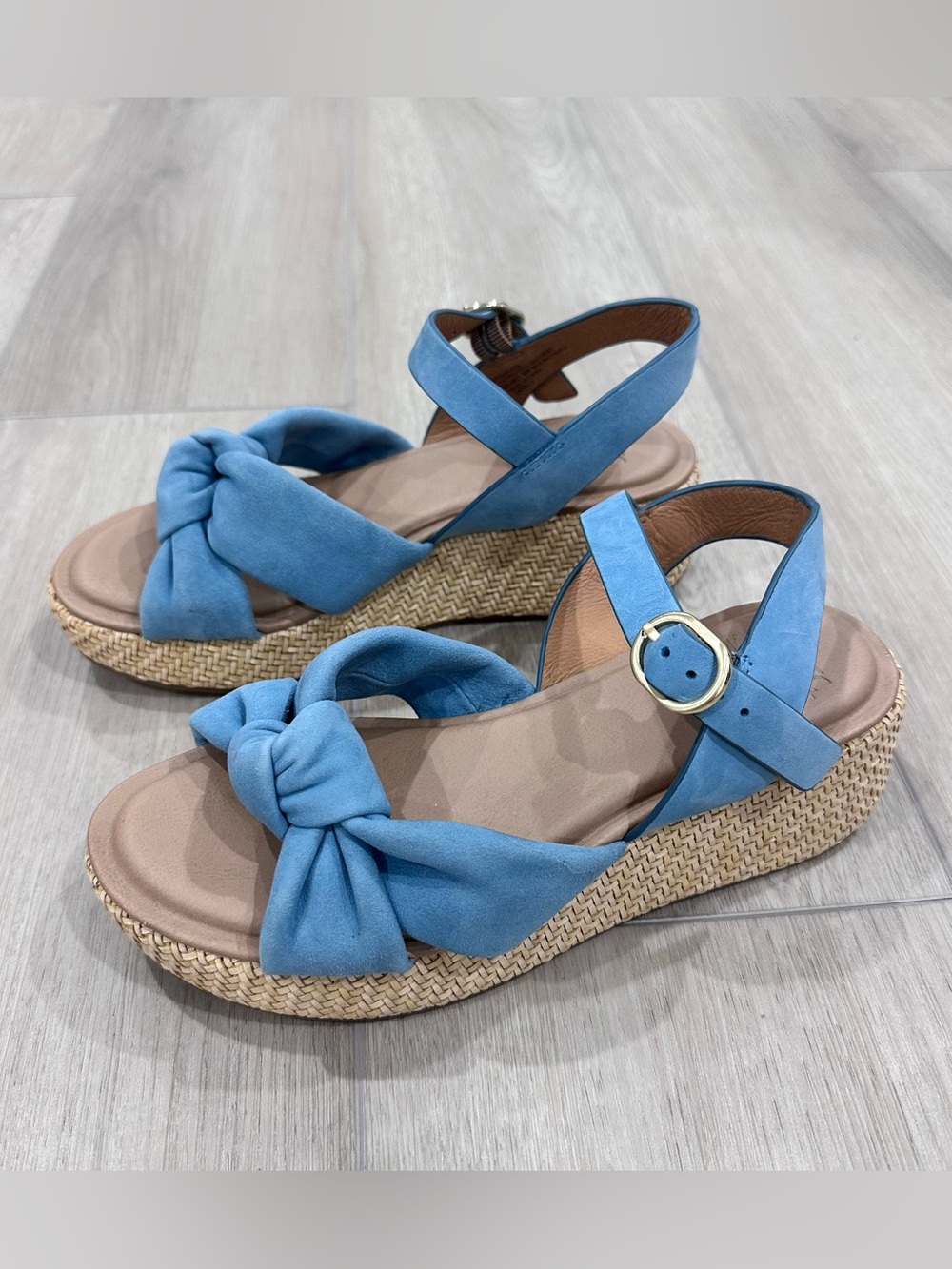 Sofft Farrah wedge leather sandals blue green size 6